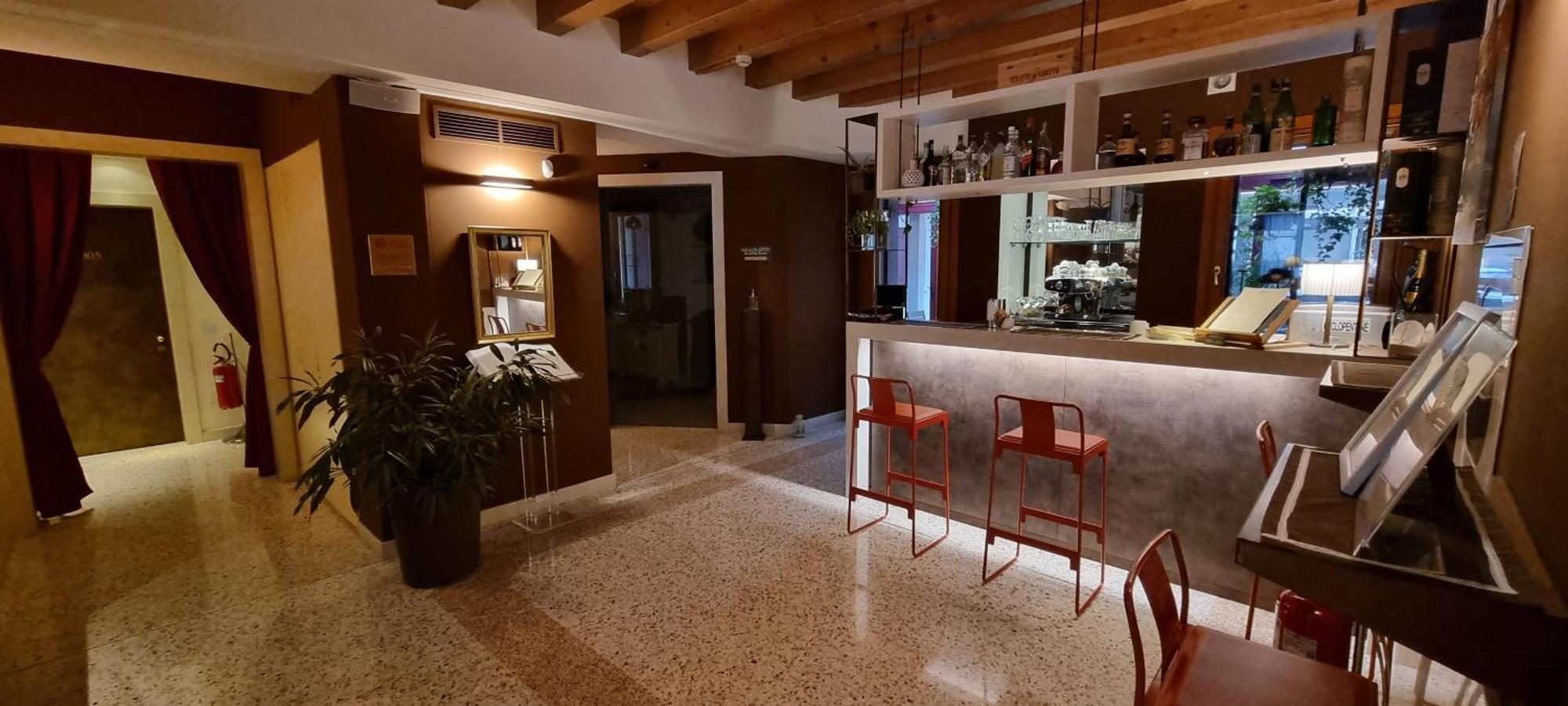 Unahotels Eco Costanza Venezia Hotel